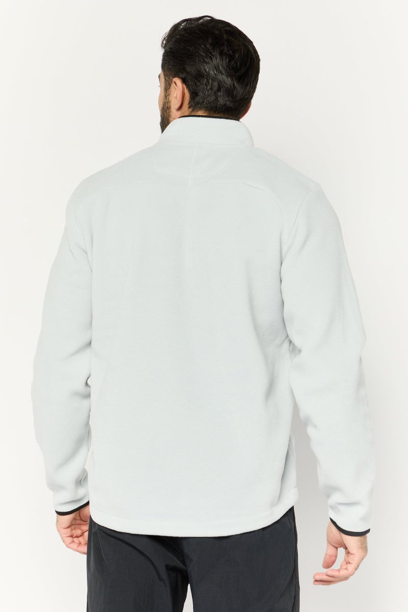 PUMA سويت شيرت رياضي للرجال مزين بشعار مطرز، أزرق فاتح - Image 2